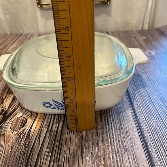 VINTAGE CORNING WARE Blue Cornflower 32 oz Casserole with Lid – Made in Canada - Picture 10 of 10